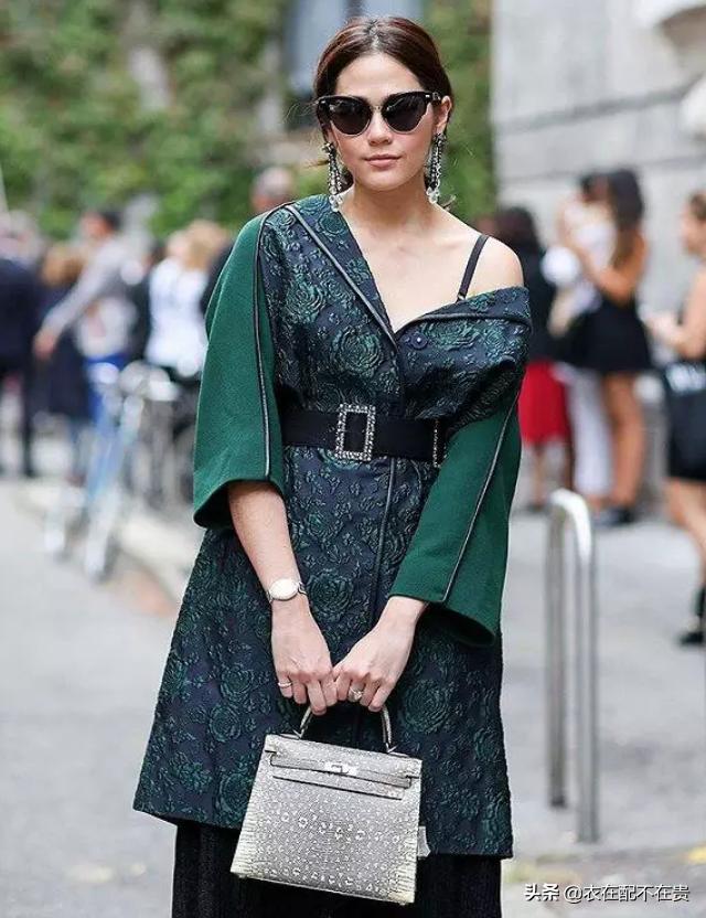 刘雯倪妮穿衣风格,今年很火的叠穿法