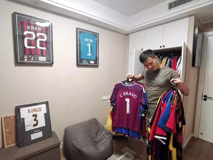 杭州小伙存100万,杭州小伙藏100件宝贝