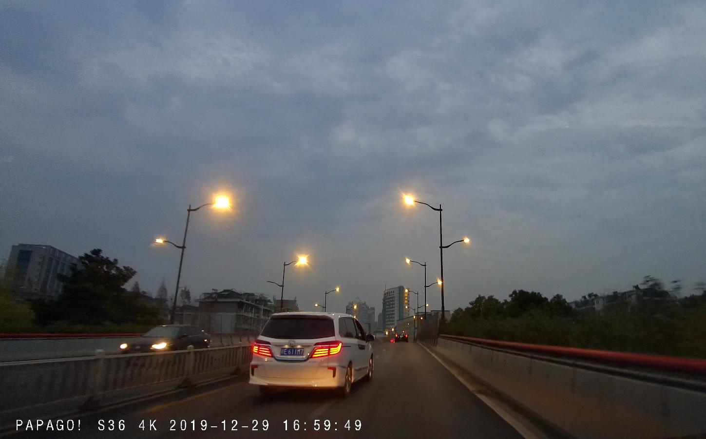 4K时代的行车记录仪该怎样？PAPAGOS364K开箱测评