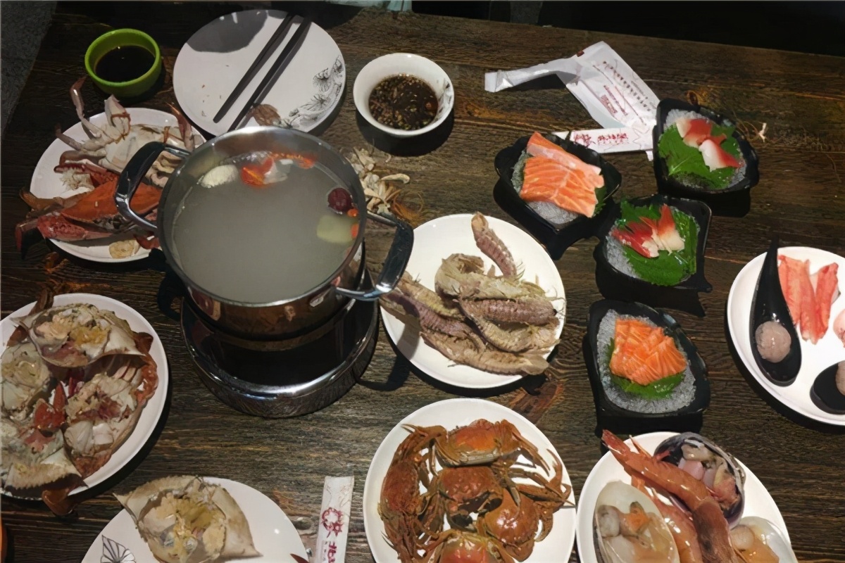 天津人气最旺的海鲜餐厅,天津赤道那海自助餐还在开吗