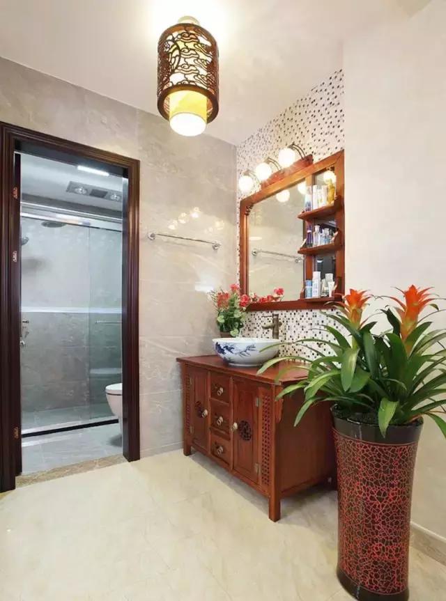 装修技巧小妙招卫生间装修效果图,卫生间600x1200上墙装修效果