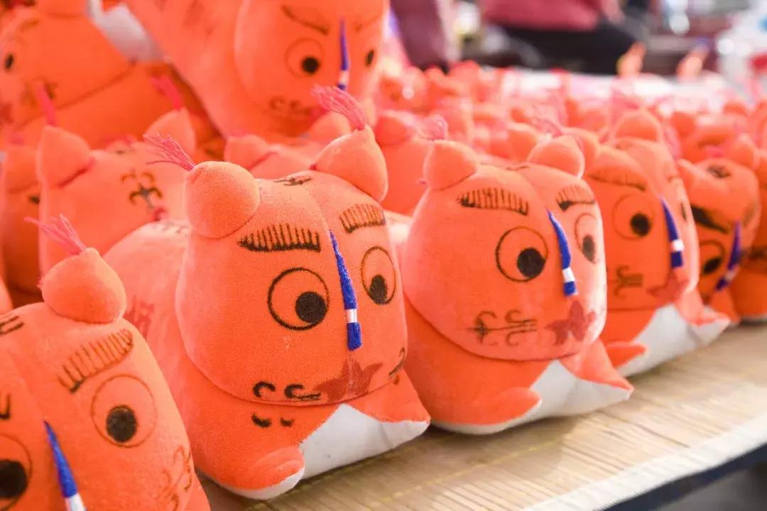 初五破五穷有什么讲究,初五破五迎财神