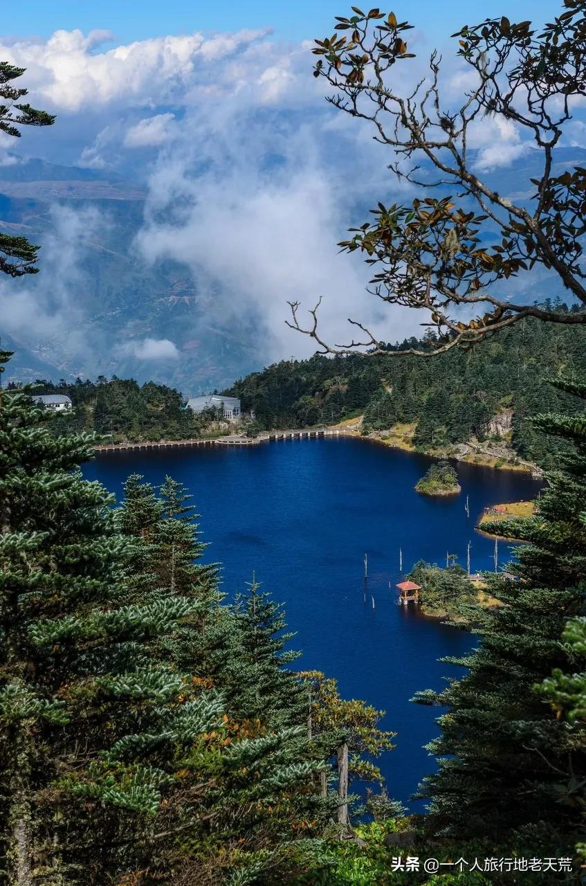 海螺沟温泉瑶池和贡嘎神汤哪家好,海螺沟天域瑶池温泉最新