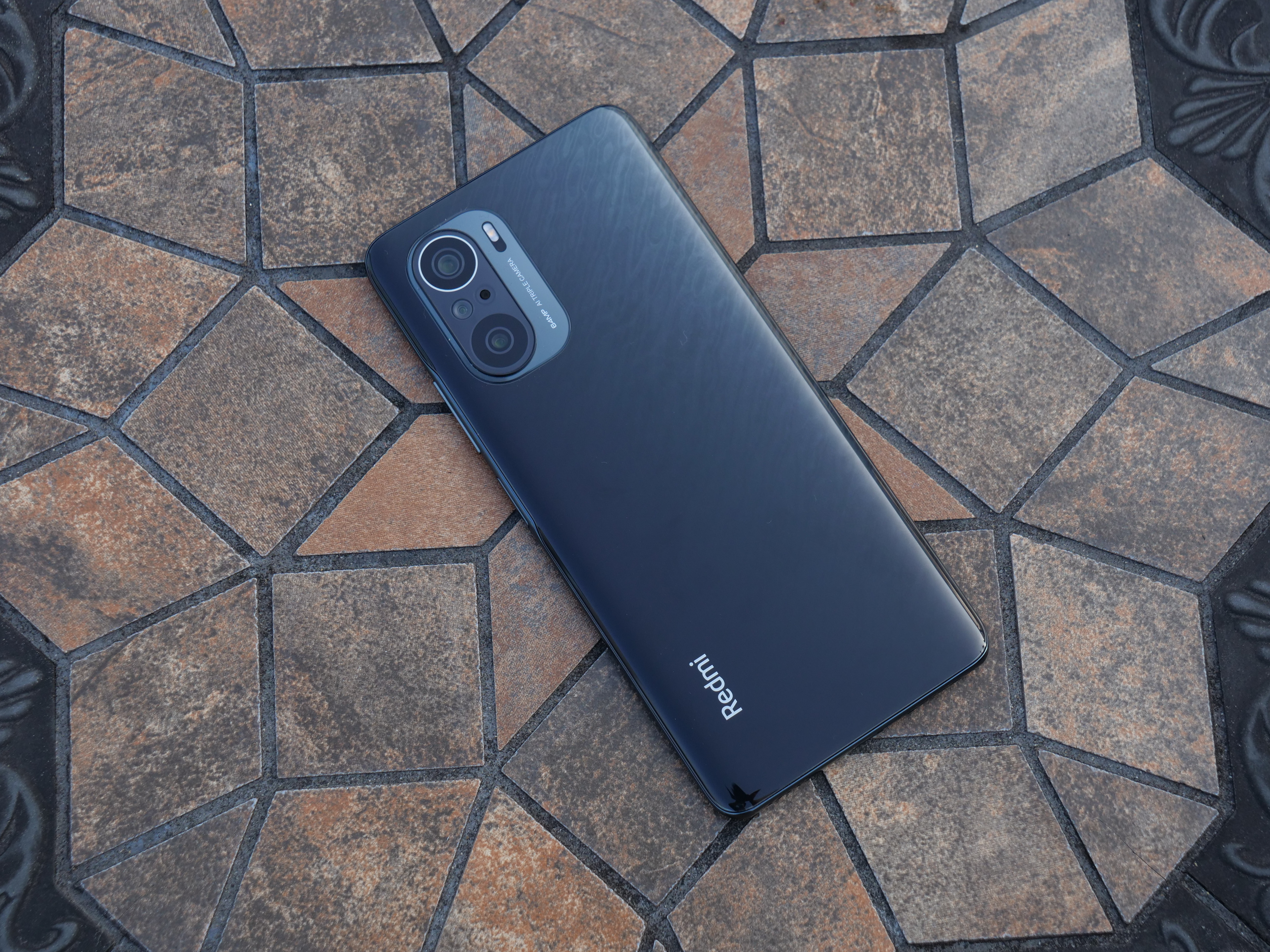 redmik40能卖多少,redmik40pro值不值得购买