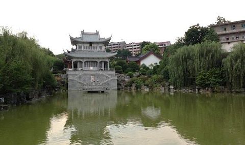 中国第一银楼,全国唯一一座玉房子