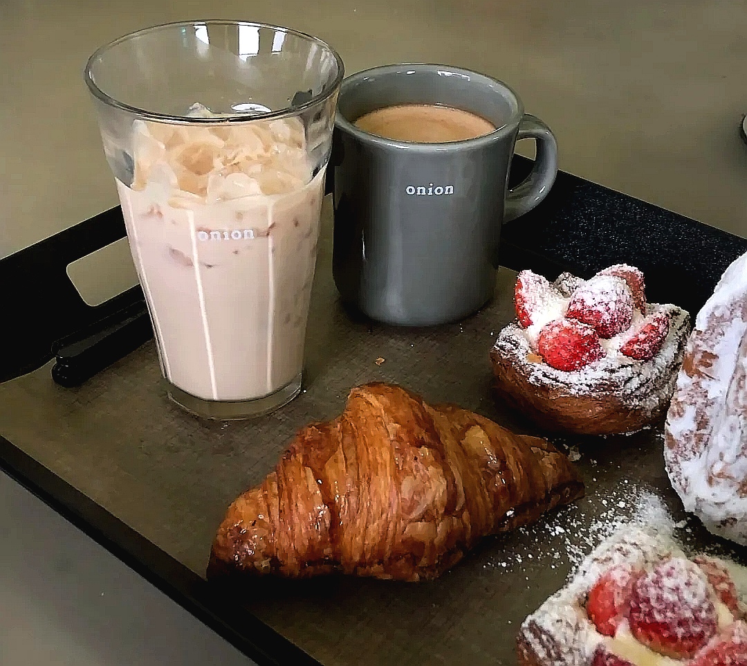 韩国网红设计师，把旧厂房改造成咖啡烘焙店，开这样的店真幸福