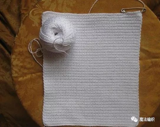 钩针编织简单易学的包带抽绳,简单大方手拿包钩针教程