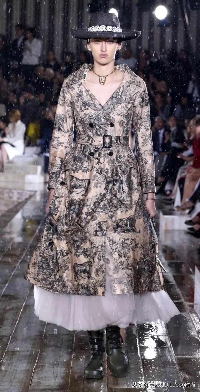 dior快闪店服装,dior女装快闪店