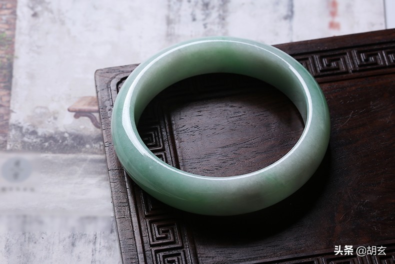 翡翠为什么叫石头,翡翠为什么叫赌石