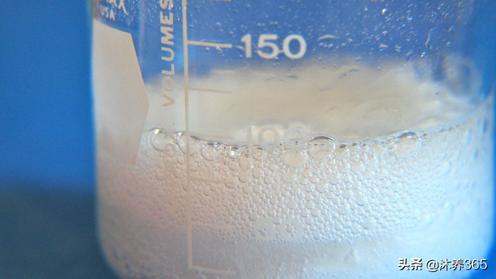 衣服葡萄酒污渍去除方法,去除葡萄酒污渍妙招