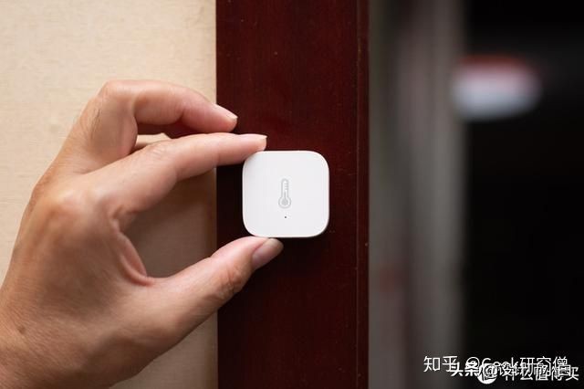 智能语音控制家用监控,语音控制全屋智能设备