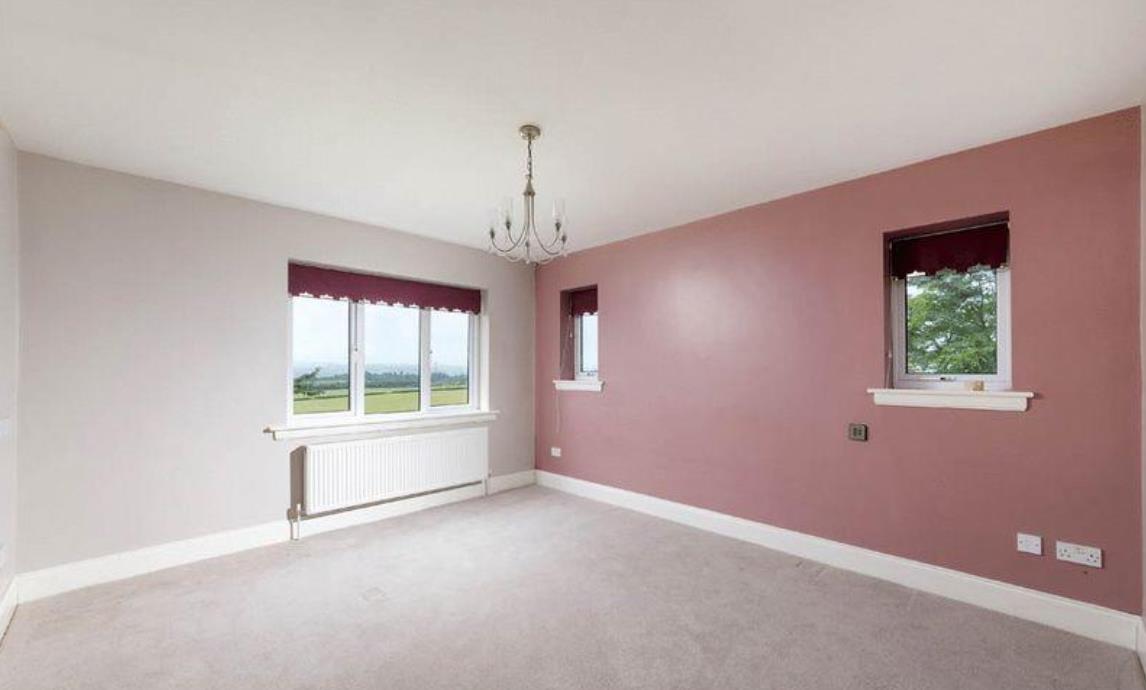 在英国100人民币能买到什么,100万英镑在英国能买什么房子