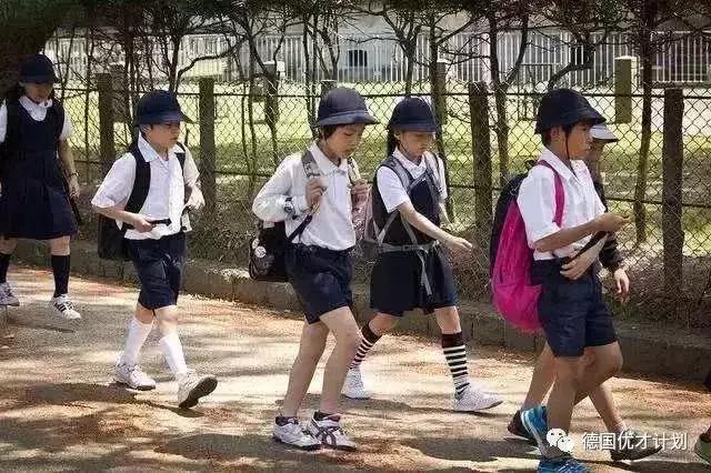 日本保护孩子的方法,儿童遇到危险如何自救拼音版