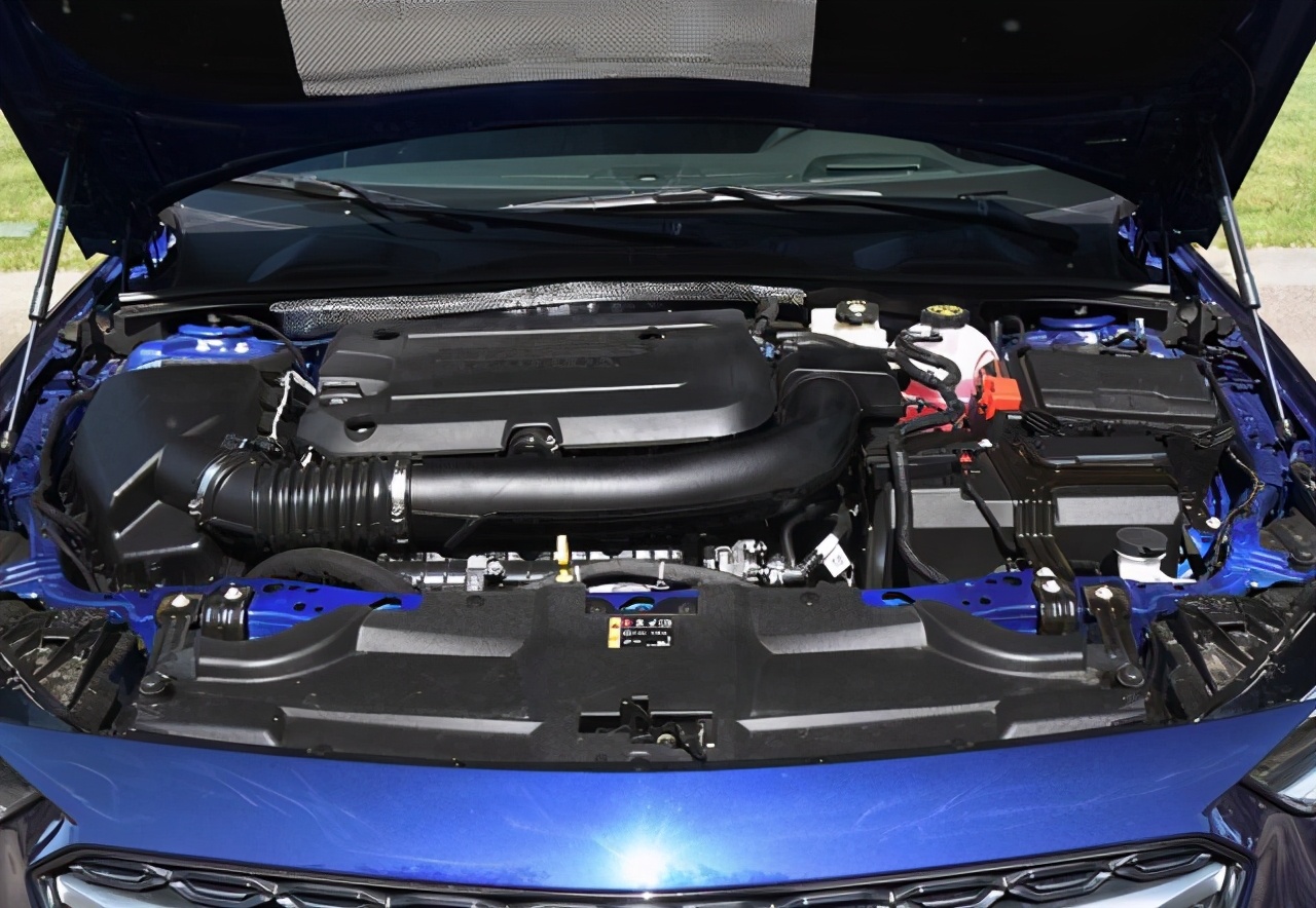 别克君威2.0t降价到14万3落地了吗,别克君威1.5t可以入手吗