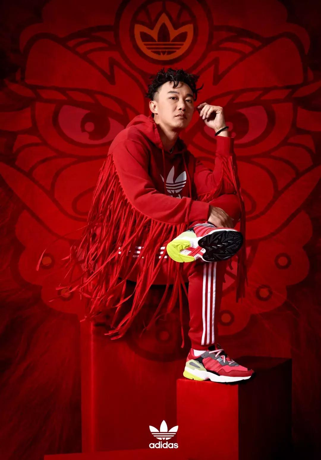 欧阳娜娜戚薇刘海,欧阳娜娜周冬雨刘昊然