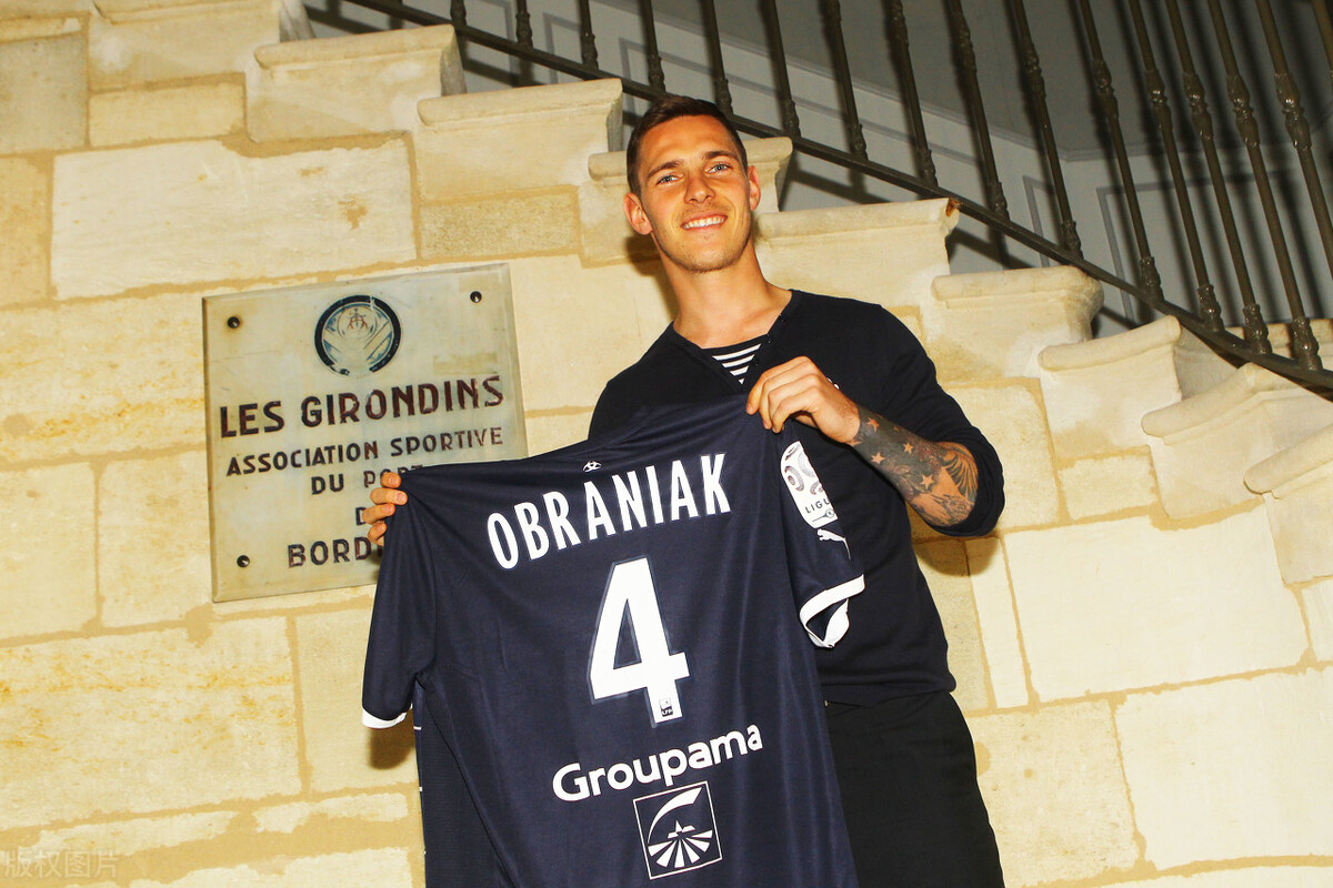 拉波尔特转西班牙国籍的吗,拉波尔特为什么进入西班牙队