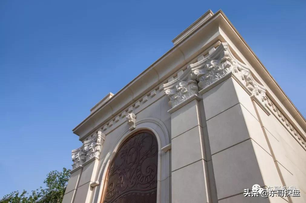 同行眼中的“另类”，购房者眼中的“匠人”。谁对谁错？