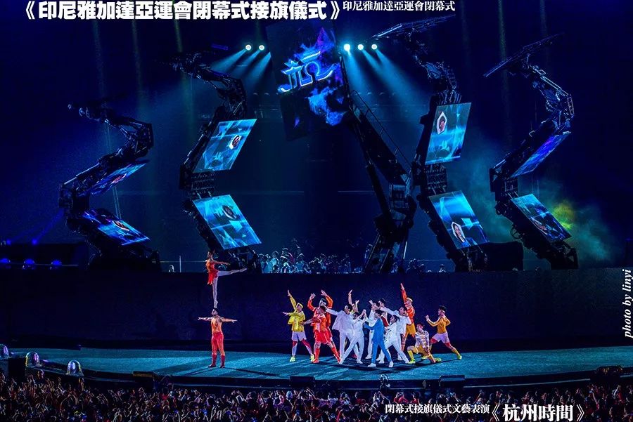 万人马拉松最美跑道激情奔跑,万人马拉松现场有多震撼