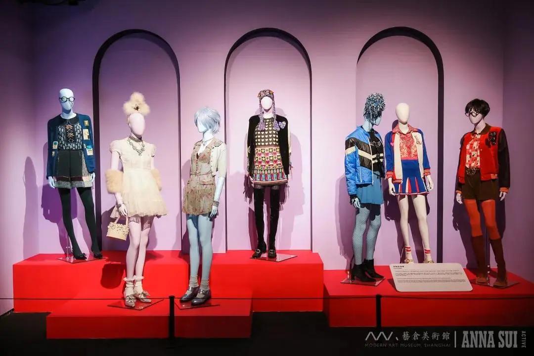 仲夏七月赴一场奔流的清凉之约,盛夏时节奔赴一场夏日之约