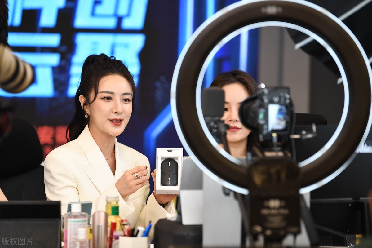 主播雪梨偷逃税遭罚有多少粉丝,雪梨逃税被处罚