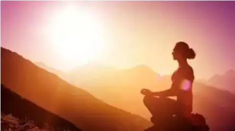 单腿转胯技巧,坐腿转胯正确方法