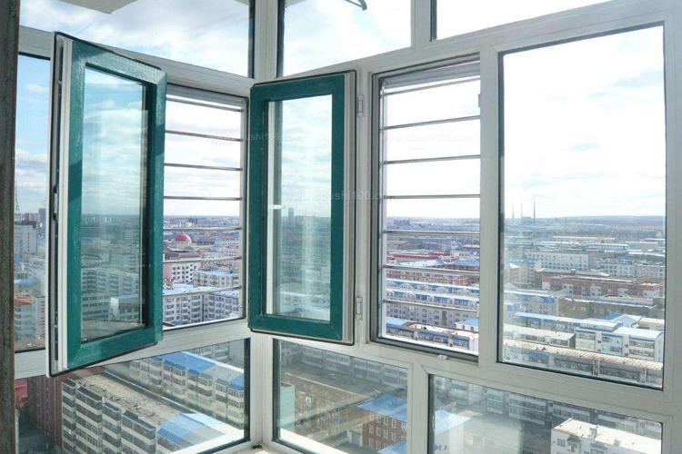 厨房实木柜门油烟去除妙招,厨房油烟熏黑怎么去除