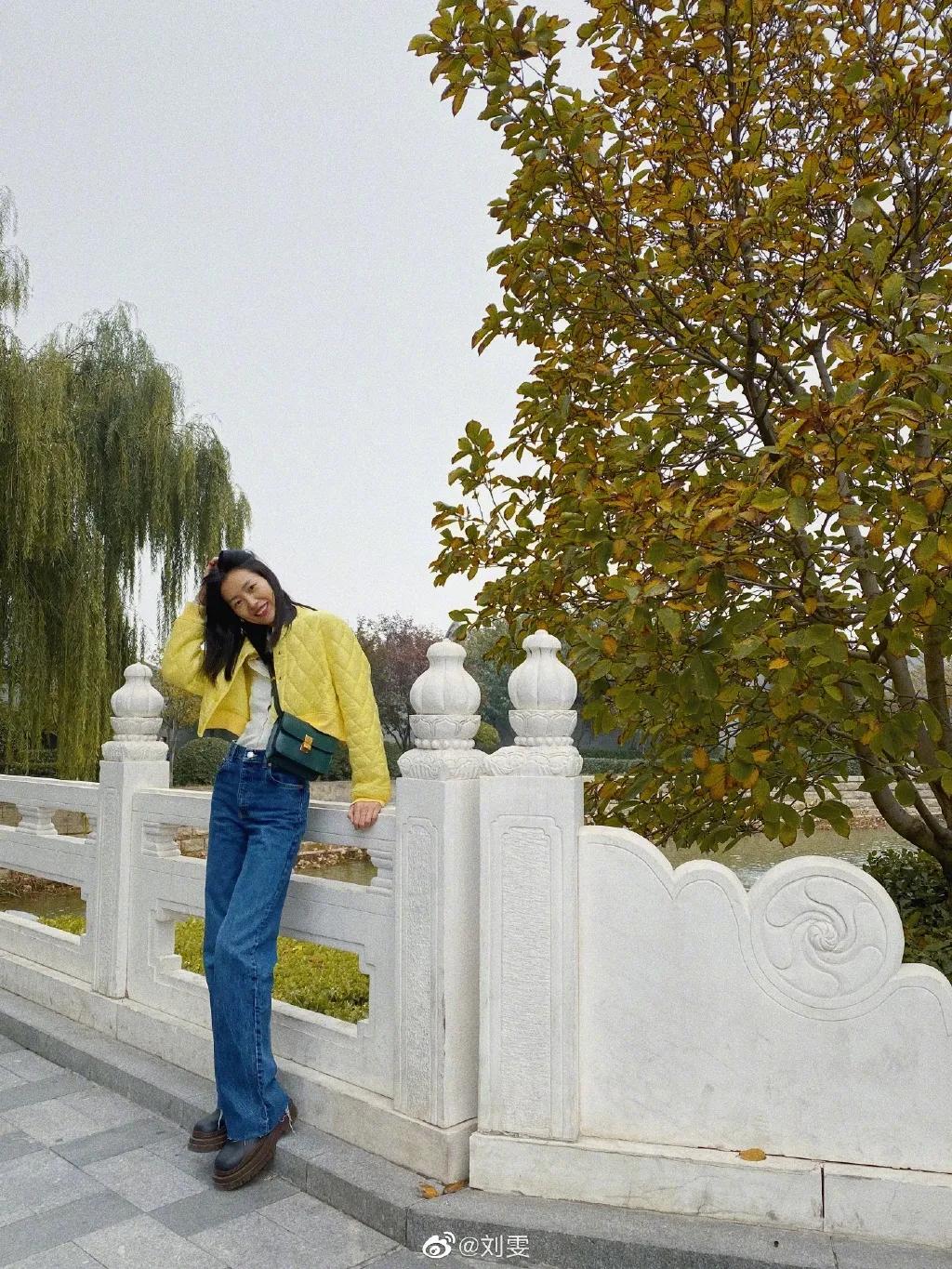 冬天怕冷穿长款羽绒服,冬天怕冷又想穿裙子