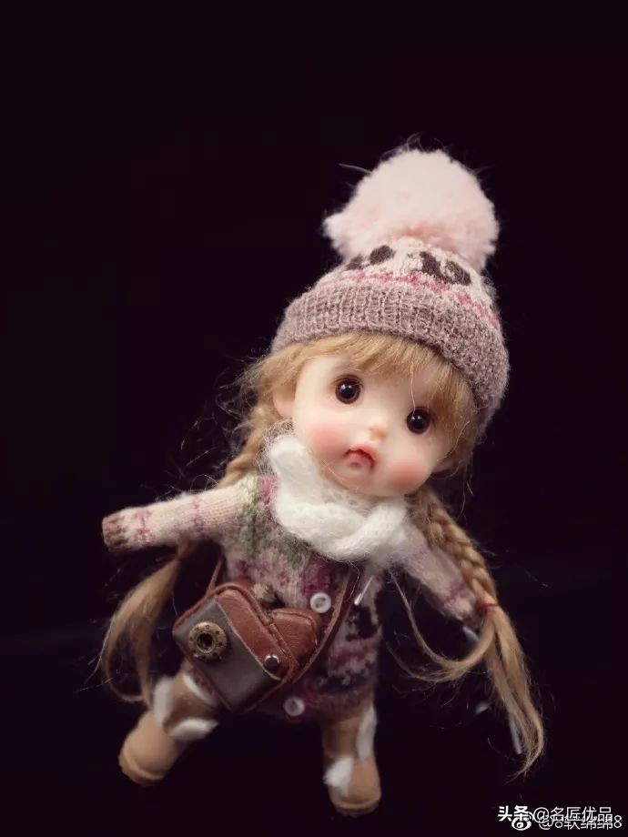 怎么用不要的衣服给玩偶做裙子,怎么给小玩偶做好看的小裙子