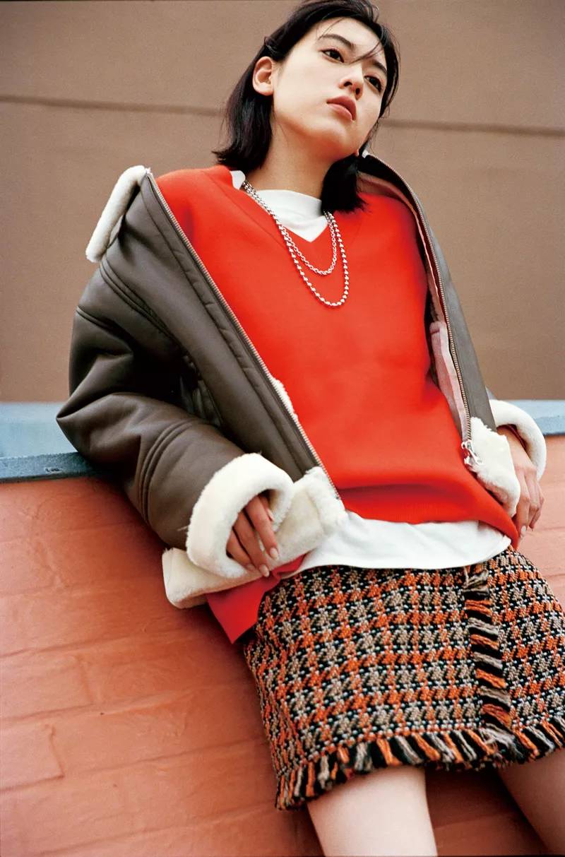 SLY、moussy、RCS等品牌杂志揭载：三吉彩花“东京都市物语”