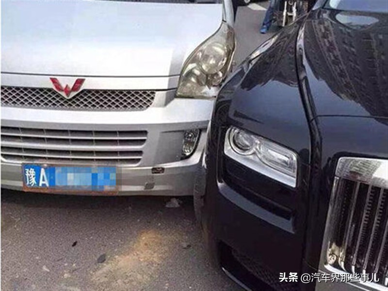 撞了豪车车险不够赔该咋办,普通人撞到豪车赔不起怎么办