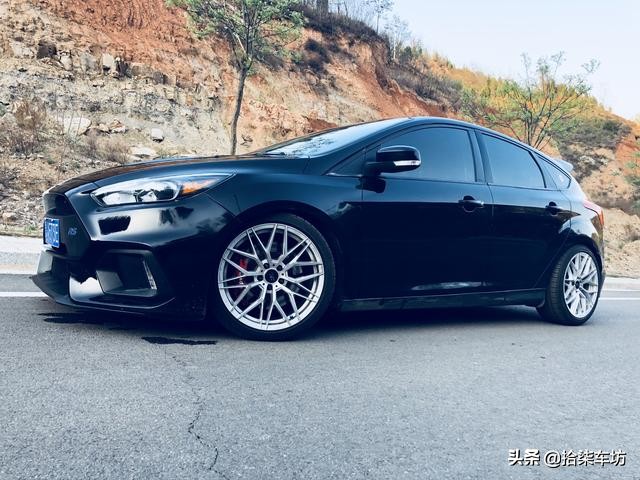 福克斯rs黑白,福克斯rs第二代