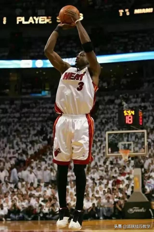 韦德退役之战球鞋,韦德退役最后一战球鞋