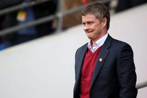 索帅上任却惹队内续约纷争?两位大佬纷纷闹事!球迷:全赖桑切斯