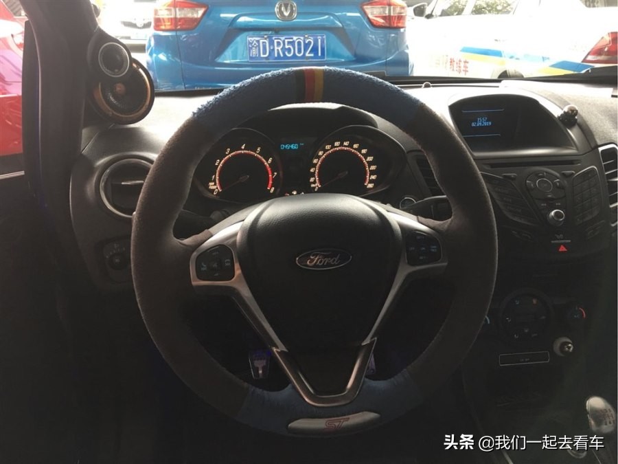 13款嘉年华两厢1.5自动二手车,2012嘉年华自动运动型二手车价格