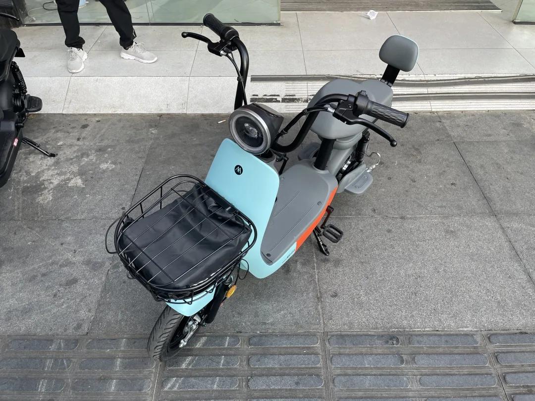 骑上小熊引擎迷你GO:2499,不烧骨油