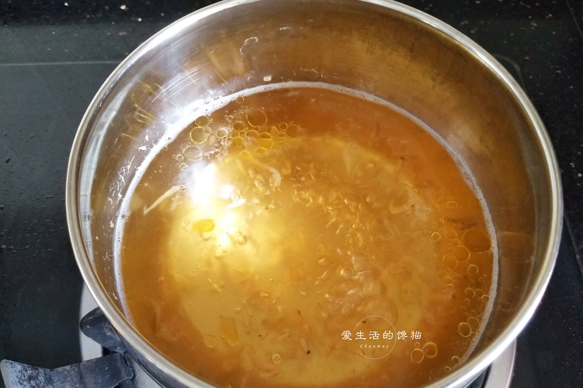 家里煮云吞什么汤底好简单的,煮云吞加点啥