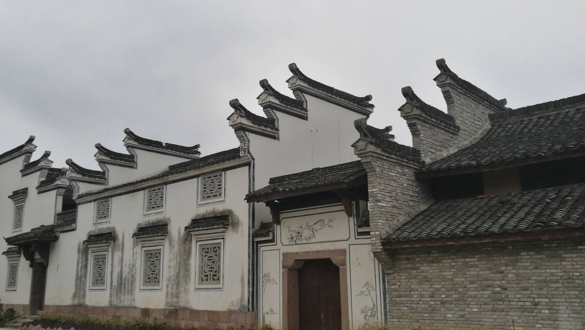 杭州最美的风景区排名前十,杭州有哪些值得一去的古镇古街