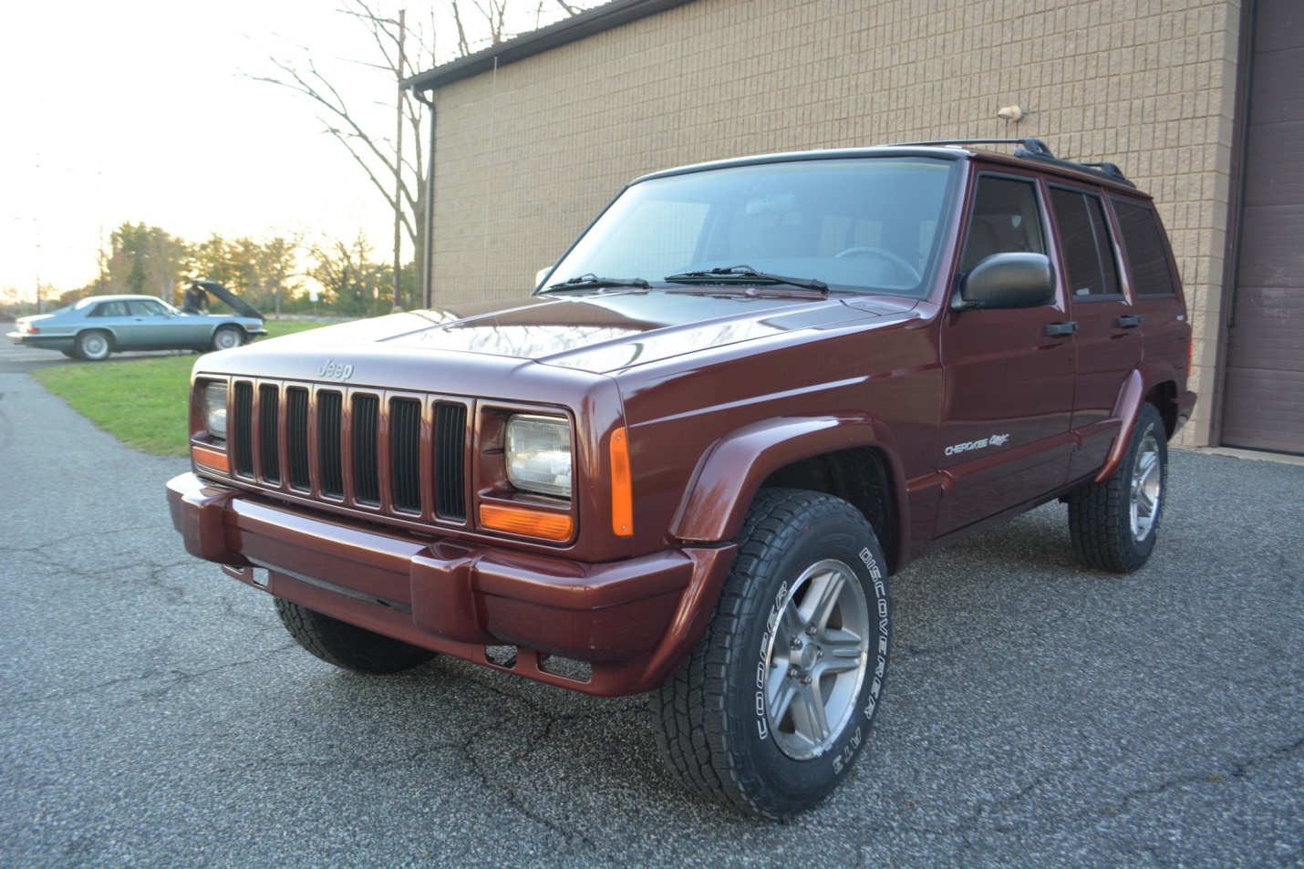 最后一批老款切诺基,19年jeep大切诺基保值率