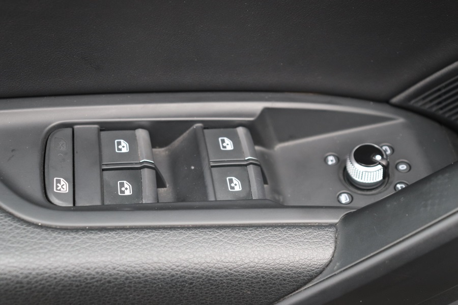 奥迪q5l可以远程操控吗,奥迪q5l2021款45tfsi豪华动感型