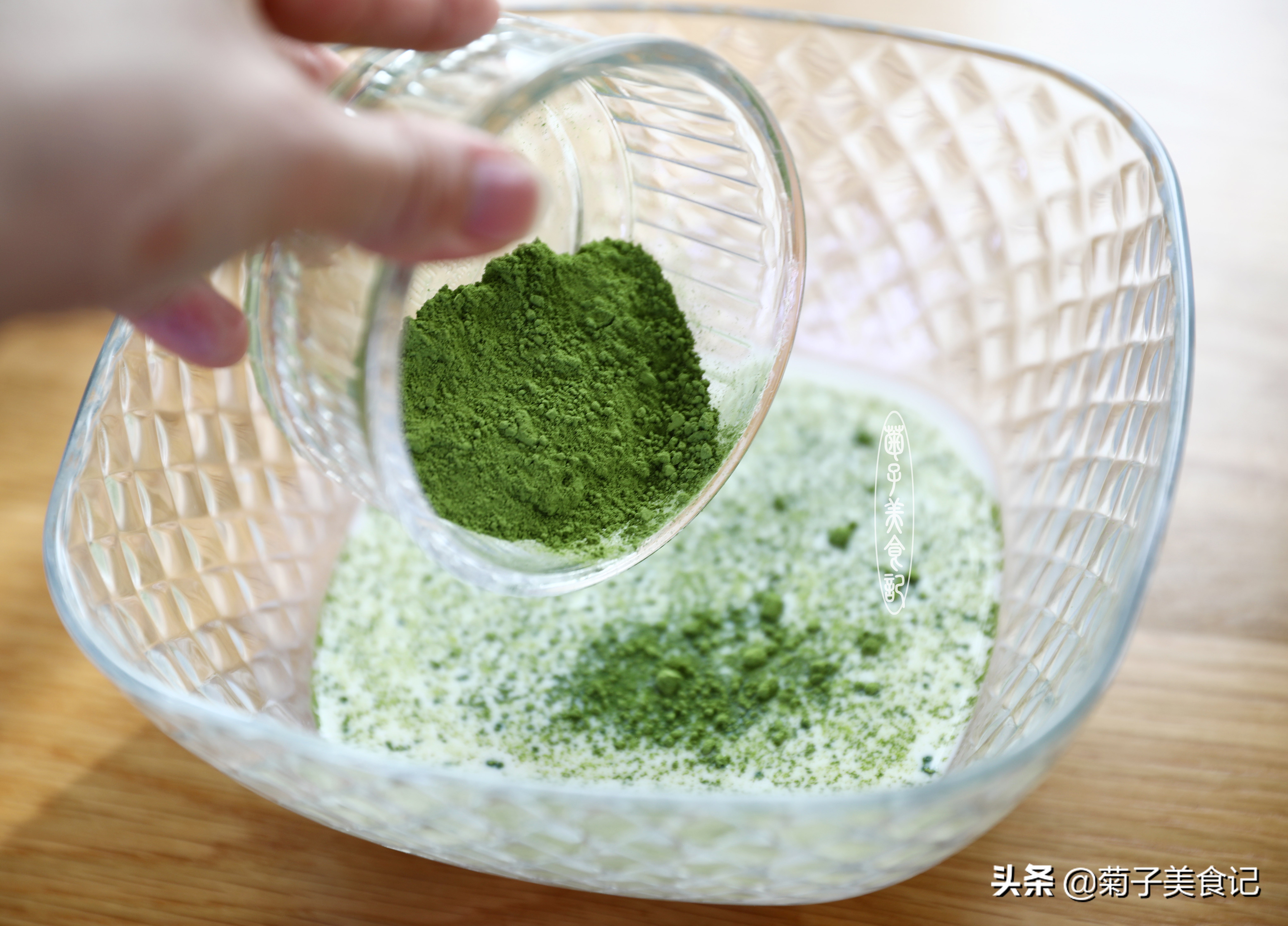 美味的巧克力抹茶慕斯蛋糕,如何做好看又好吃的抹茶慕斯