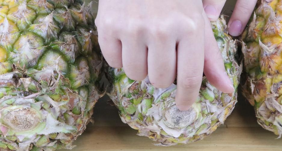 如何挑菠萝又甜又多,菠萝怎么选才酸酸甜甜