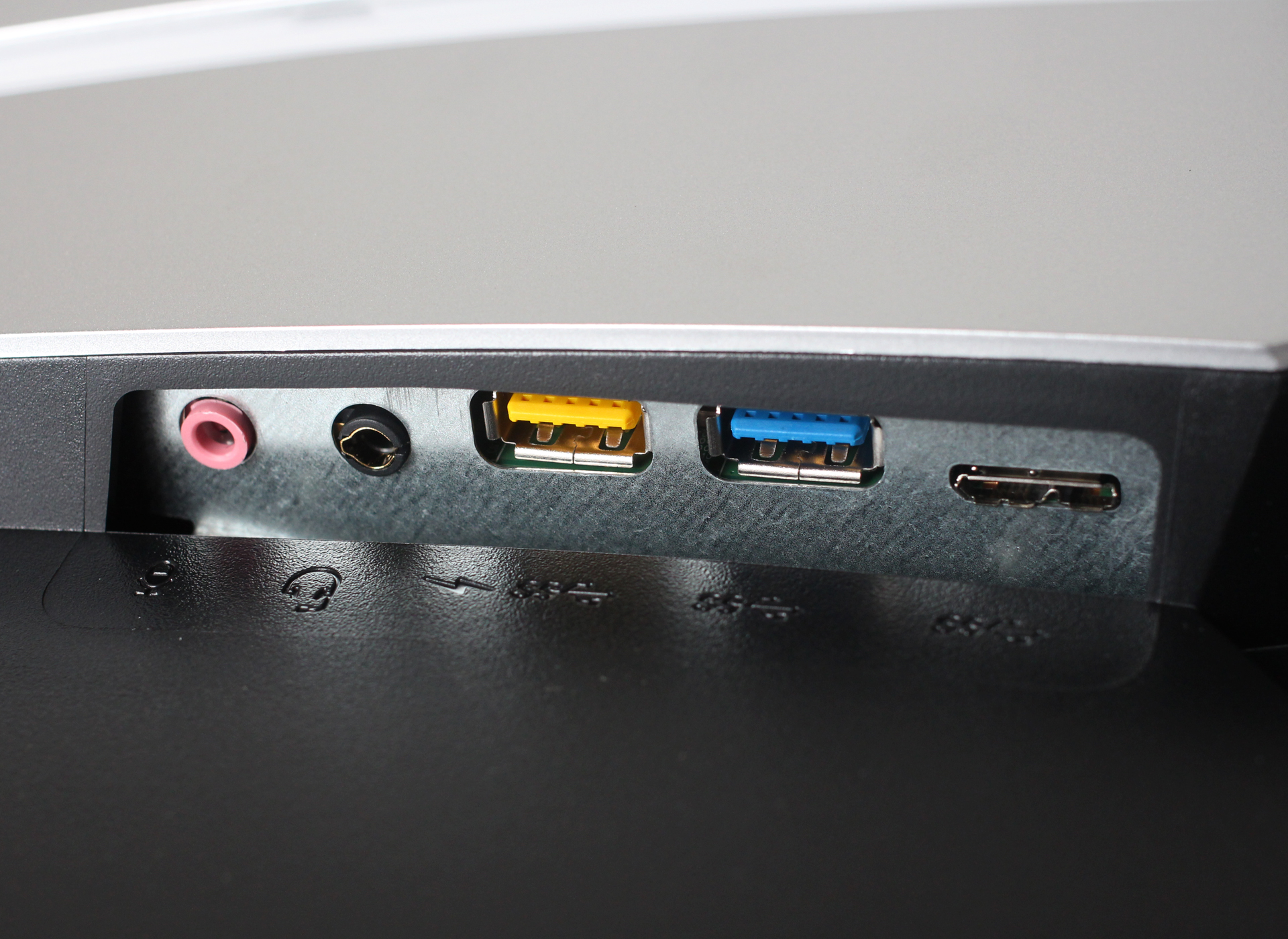 agon爱攻2k144hz电竞曲面显示器,爱攻agon显示器评测