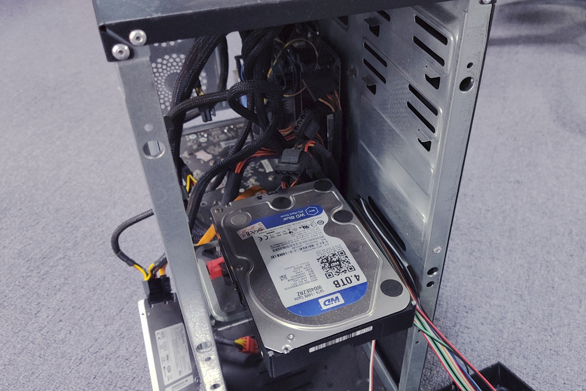 怎么给机箱升级硬盘,机箱升级机械硬盘