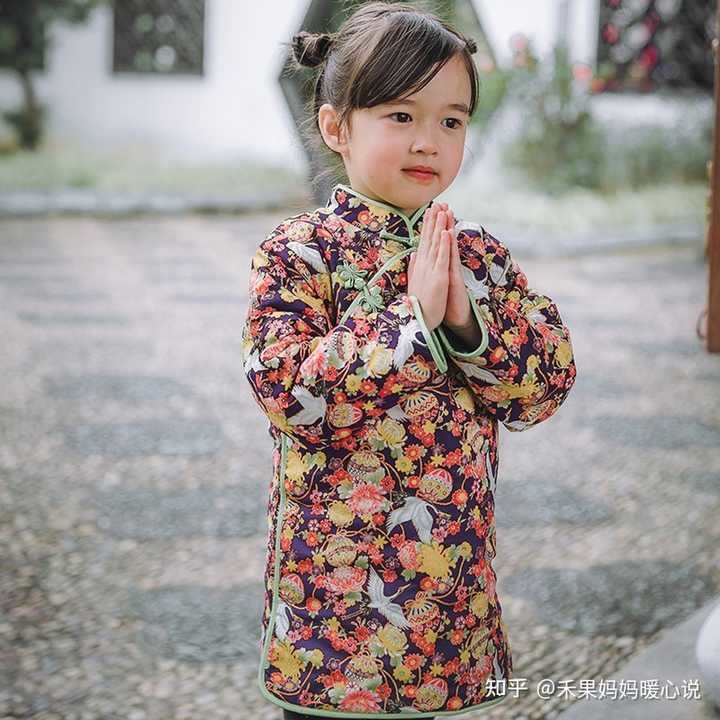 不生女儿不知道现在的童装有多美!各品牌拜年服大盘点,快上车