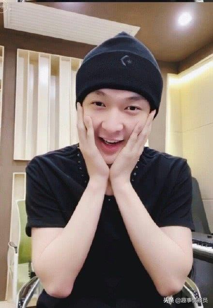 张艺兴鹿晗捐款,鹿晗和张艺兴慈善夜