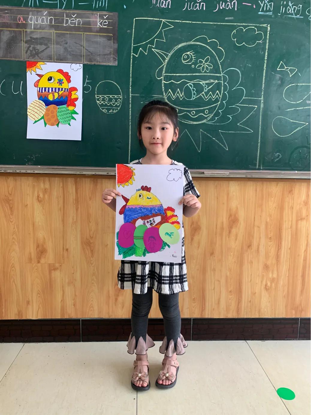 小鸡下蛋简笔画儿童画,儿童画创意母鸡