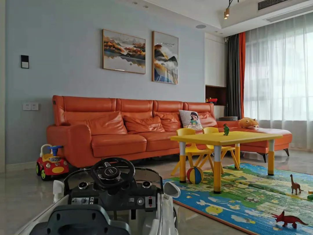 请问插座面板最小的尺寸是多大的,电动窗帘盒插座的预留尺寸是多少