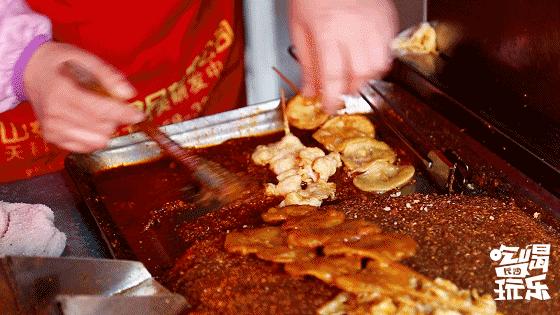 长沙最好吃的炸物店,长沙生意超火爆的油炸店