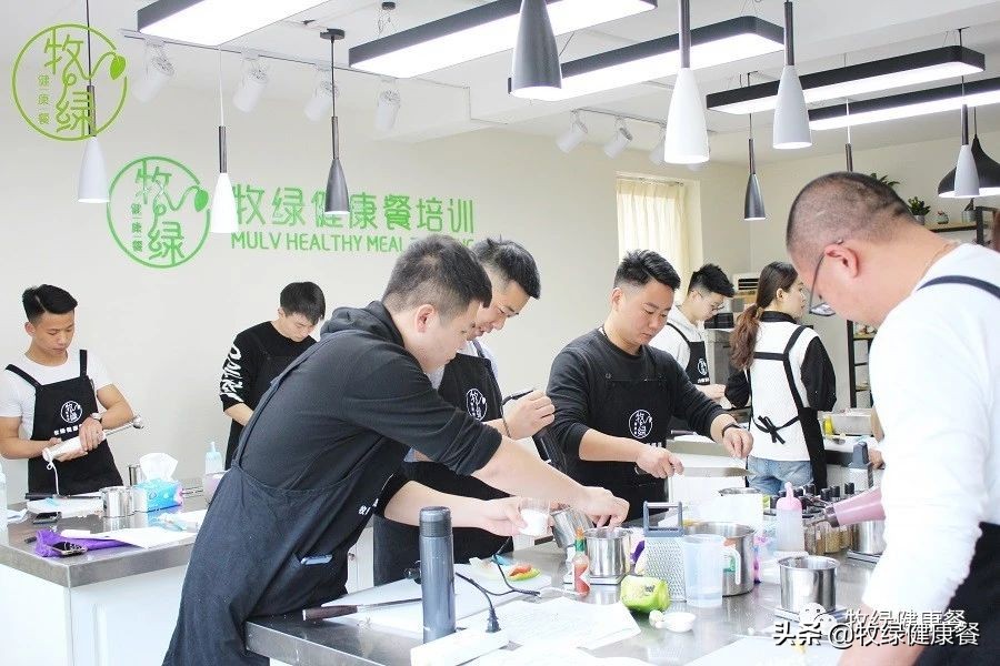 轻食沙拉开店准备,轻食沙拉有什么好店