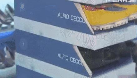 鞋子太多柜子摆不下怎么办,鞋子太多鞋架放不下